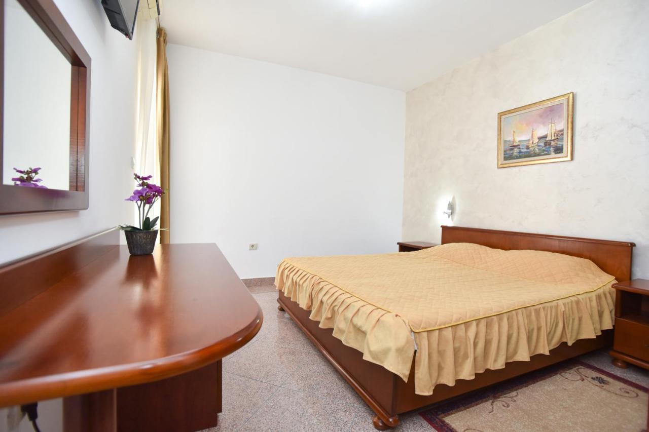 Hotel Suzana בודווה מראה חיצוני תמונה