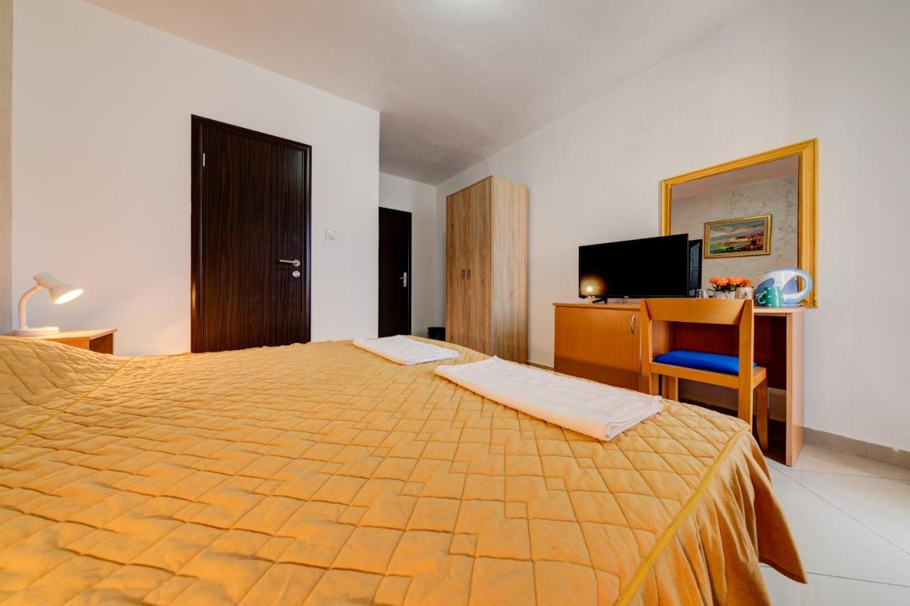 Hotel Suzana בודווה מראה חיצוני תמונה
