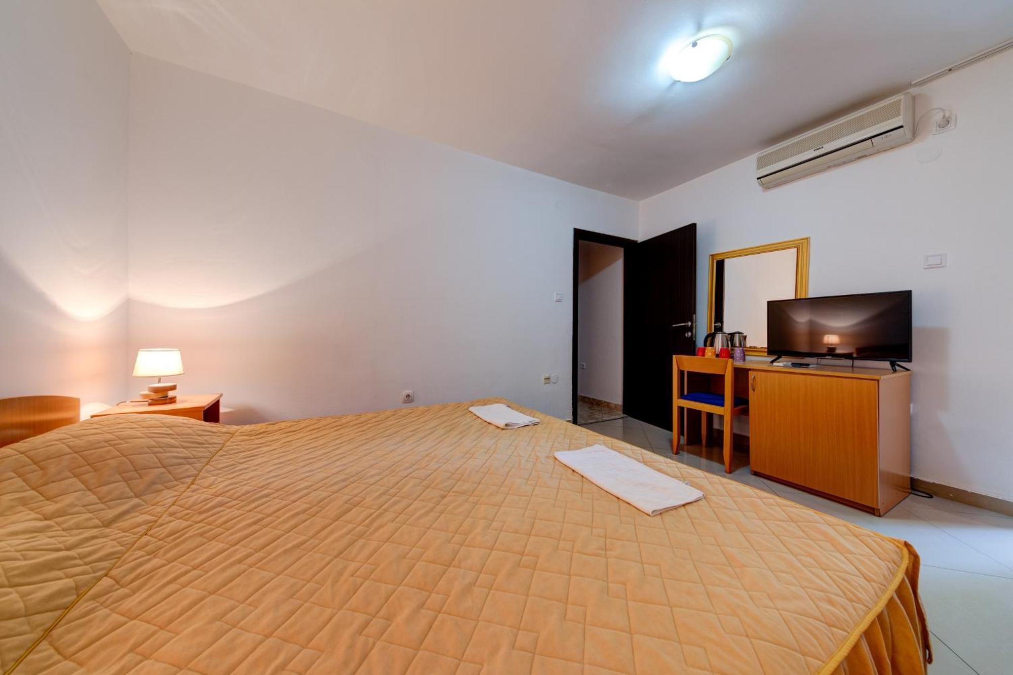 Hotel Suzana בודווה חדר תמונה
